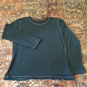 Great soft shirt in rich blue.